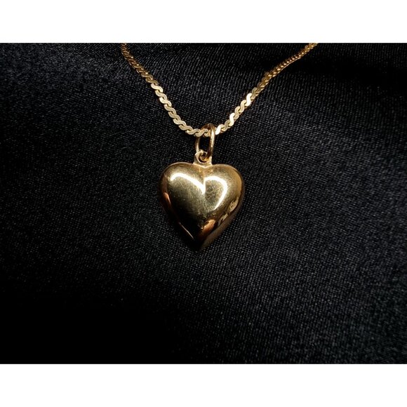 14K Solid Gold Heart Pendant Necklace With Delicate Chain For Women - Picture 1 of 7